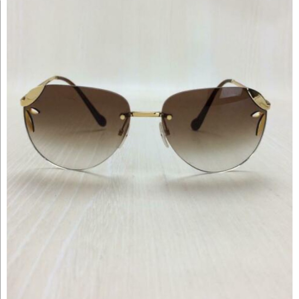 Louis Vuitton Gold Lila Pilot